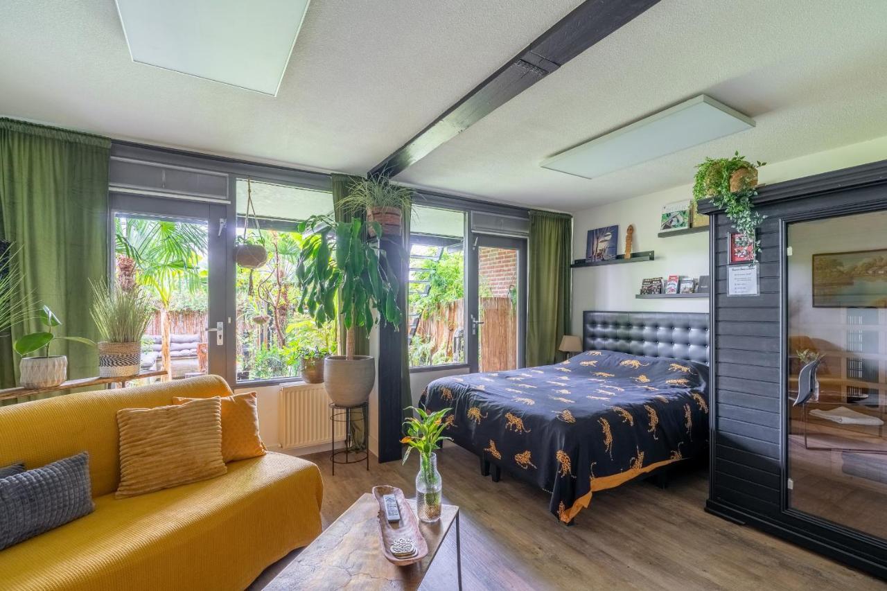 Jungle Stay In A Hidden Paradise Zwijndrecht Εξωτερικό φωτογραφία