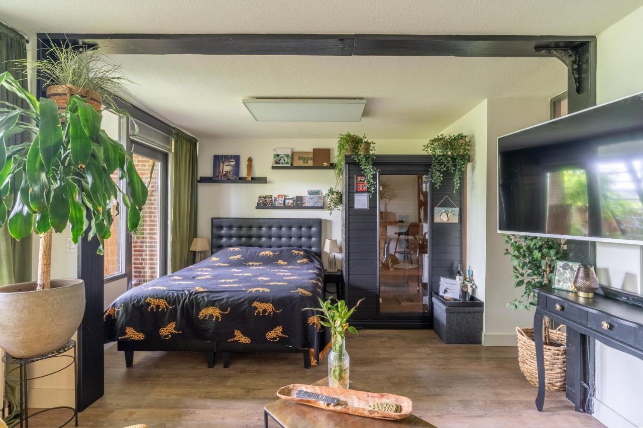 Jungle Stay In A Hidden Paradise Zwijndrecht Εξωτερικό φωτογραφία